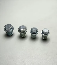 各種仕様のオイルプラグ